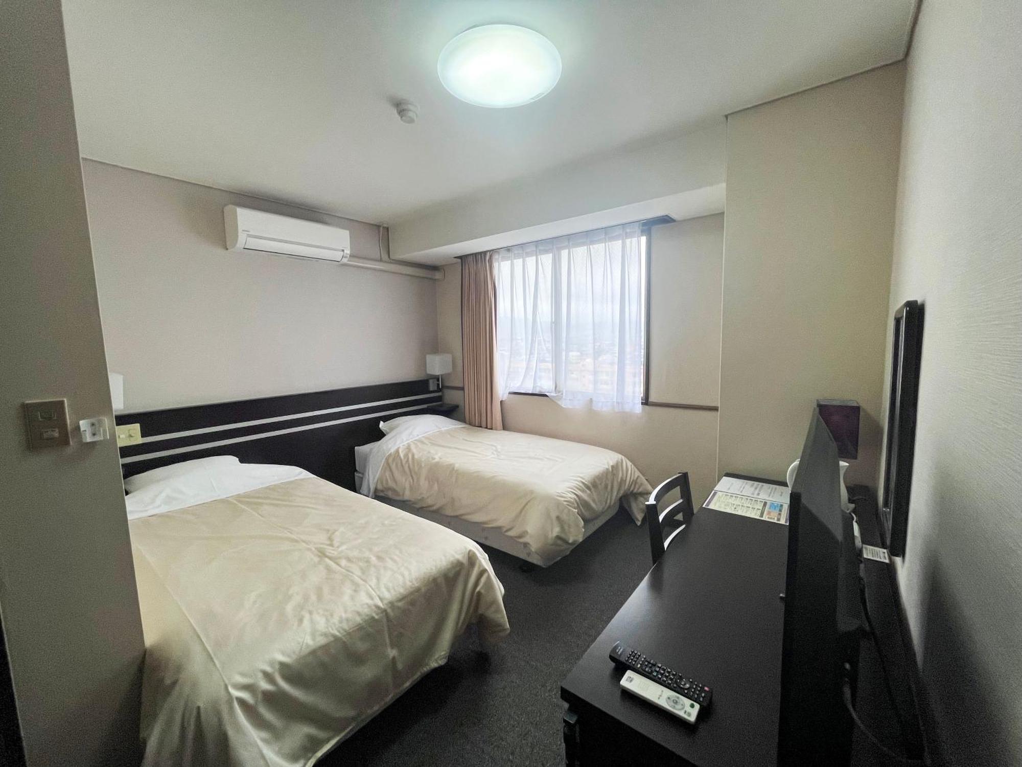Hotel Crown Hills Fudzsinomija Kültér fotó